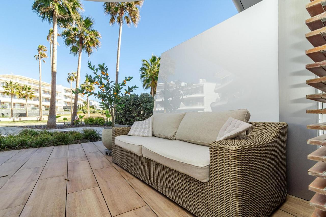 Appartement Te- Luxury Resort, Front Line Beach, Families Only *