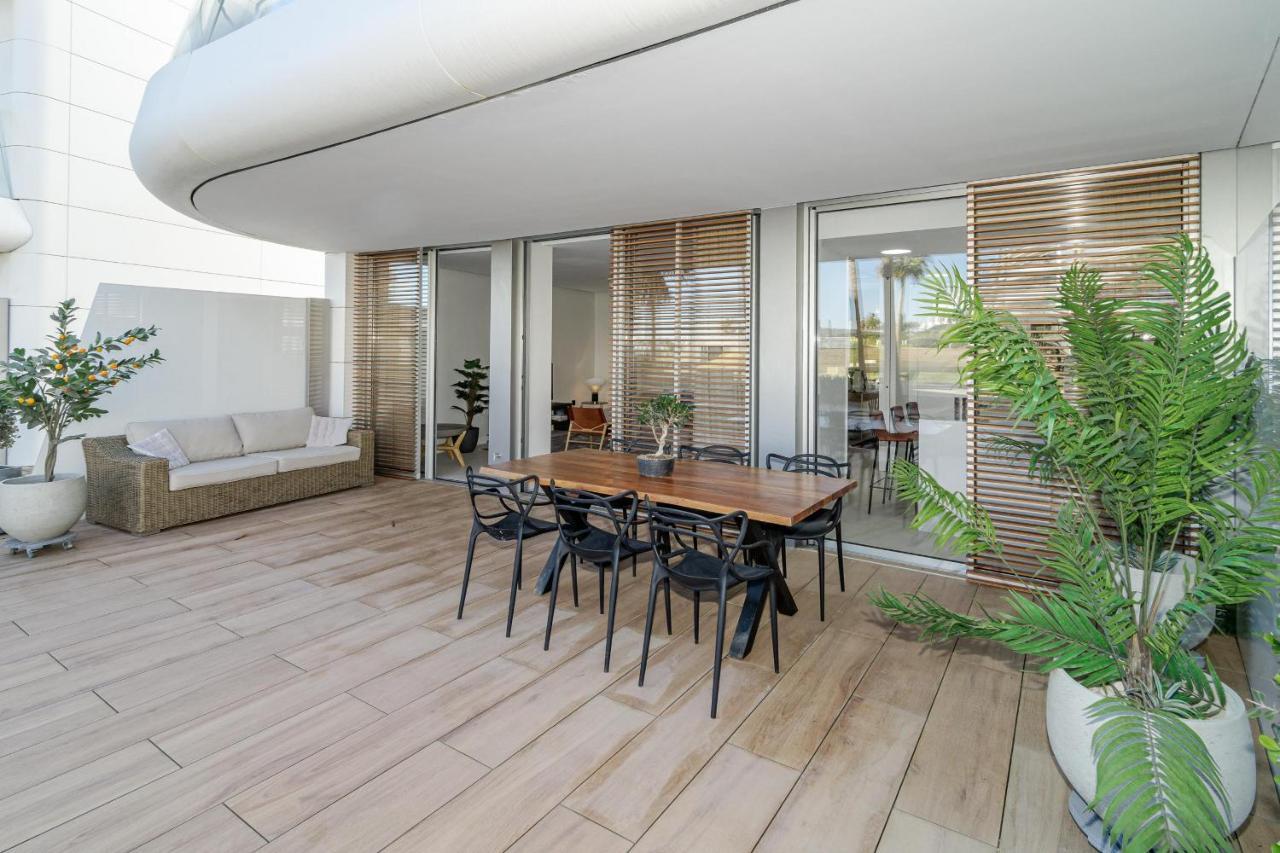 Te- Luxury Resort, Front Line Beach, Families Only Apartamento Estepona