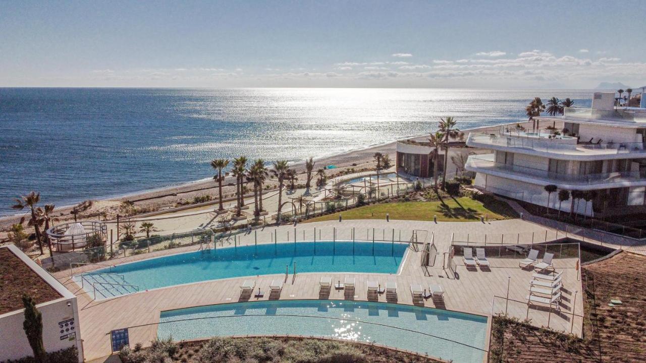 Apartamento Te- Luxury Resort, Front Line Beach, Families Only Estepona