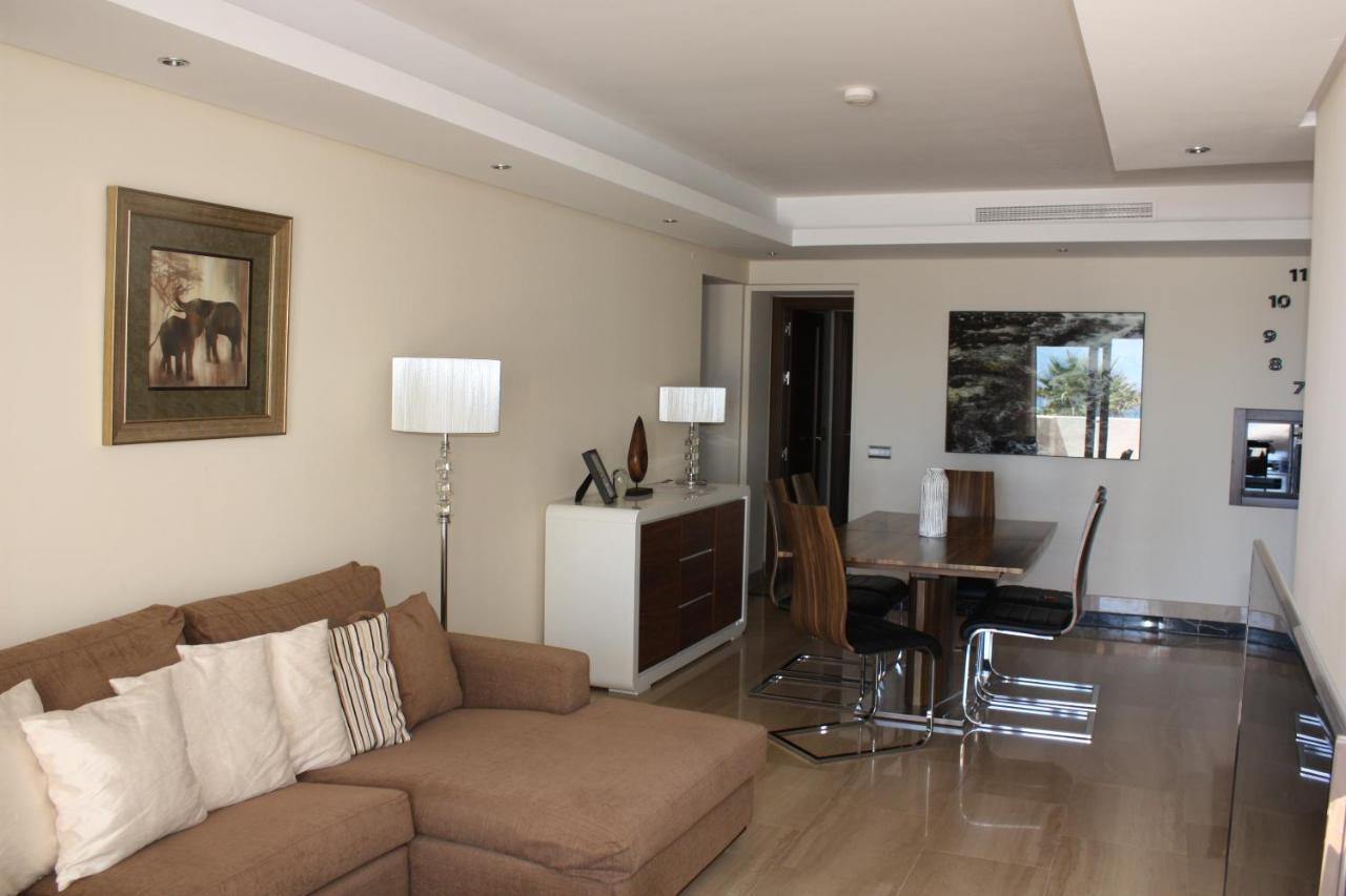 124 - Penthouse - Private Pool Apartment *