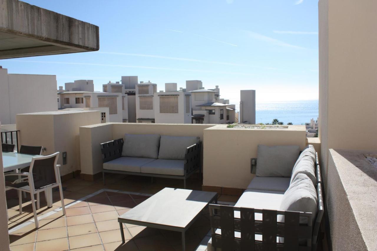 121 - 3 Bedroom With Private Pool *