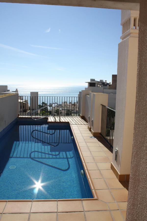 121 - 3 Bedroom With Private Pool Appartement Estepona