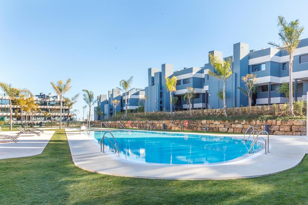 Apartment Luxury With 3 Bedrooms Estepona