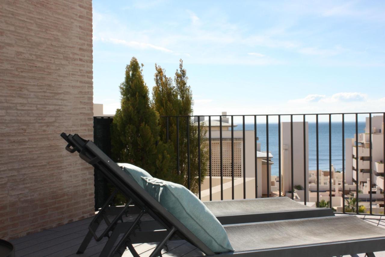 116 - Penthouse With Private Pool Near