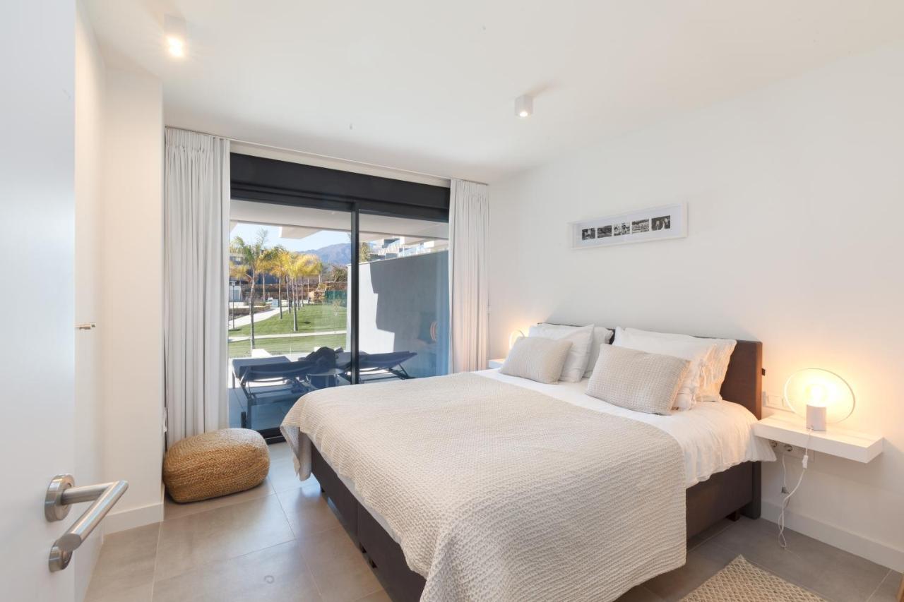 Luxury With 3 Bedrooms Estepona