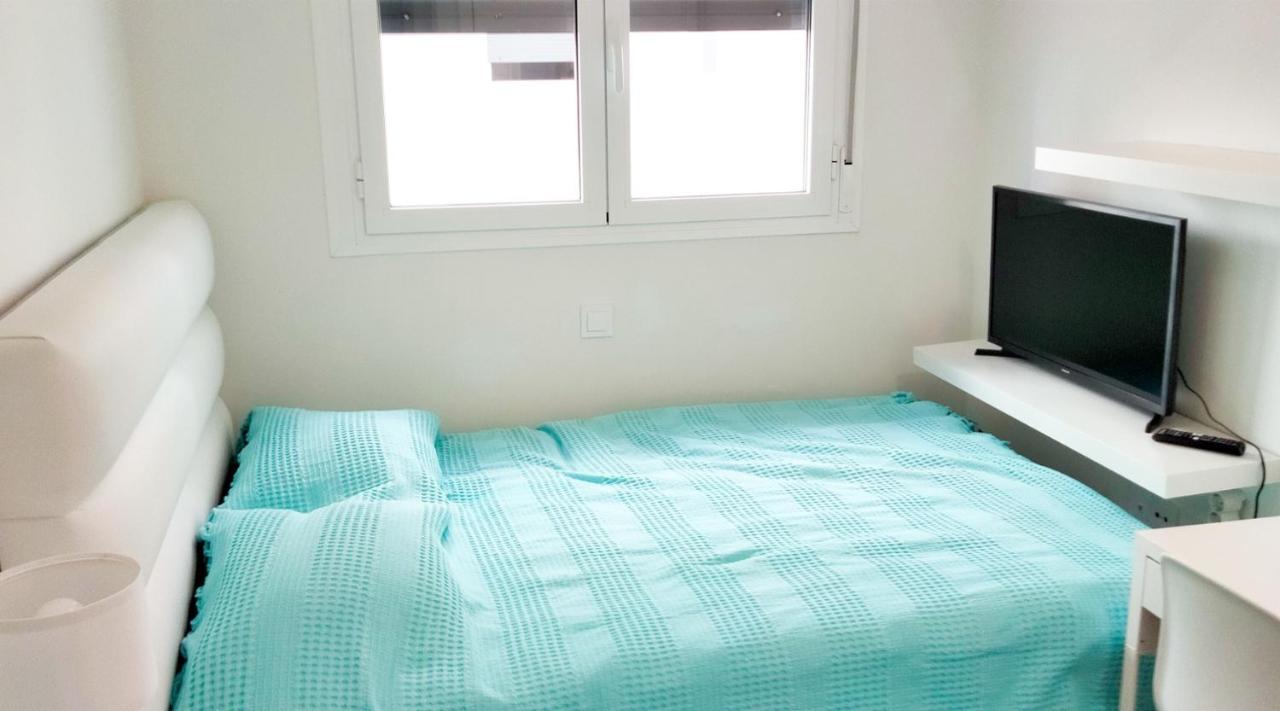 Lovely Centrally Located In Apartamento