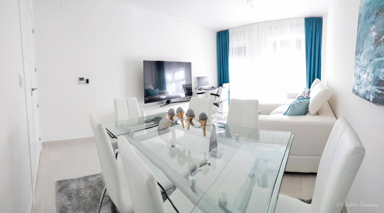 Apartamento Lovely Centrally Located In Estepona