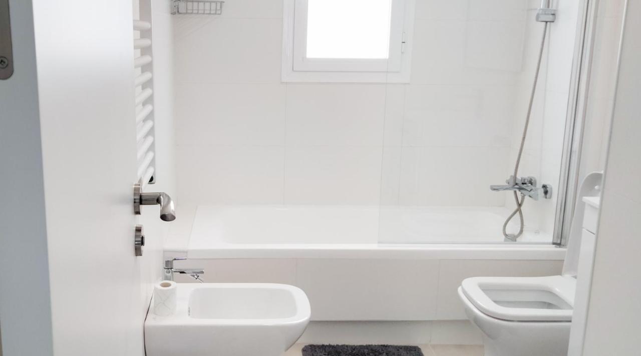 Lovely Centrally Located In Apartamento