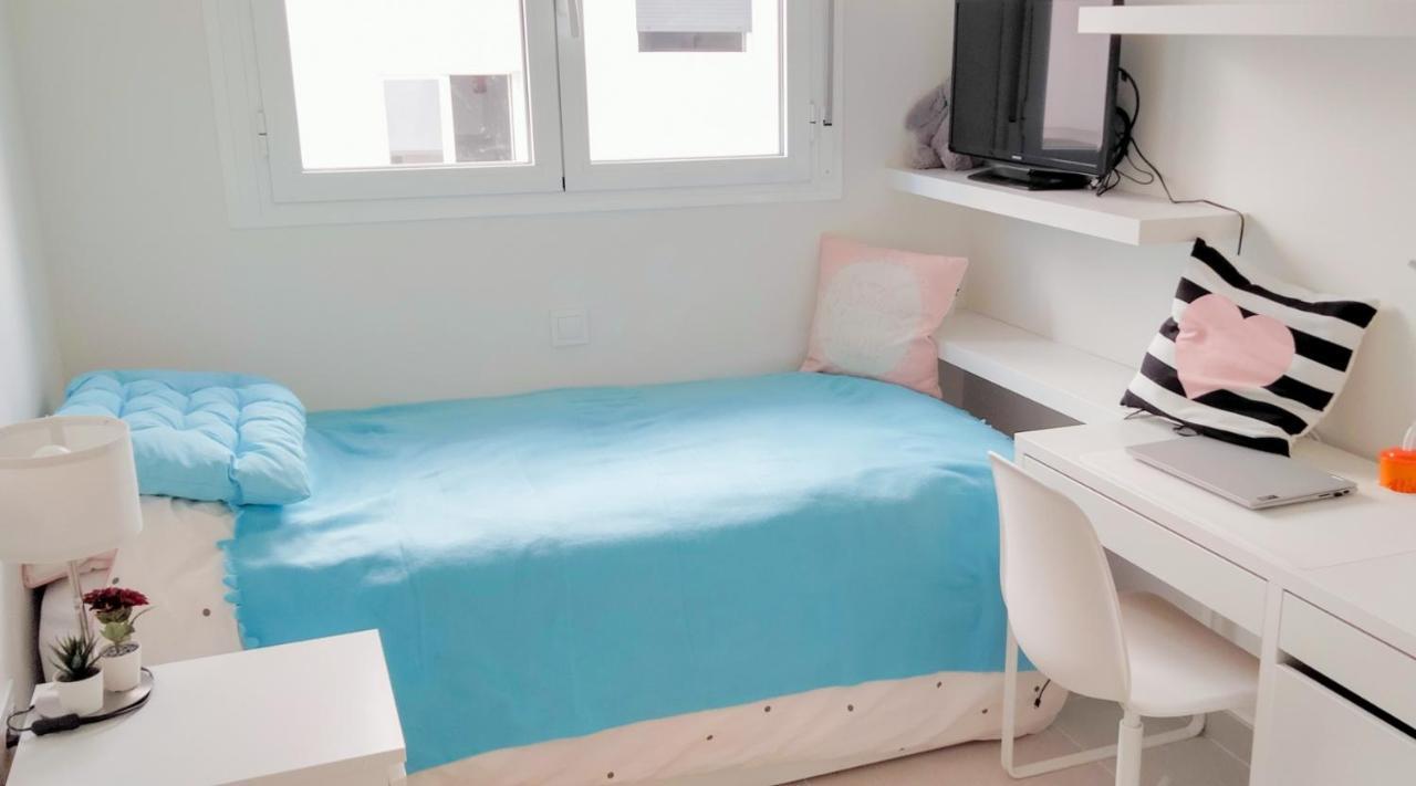 Lovely Centrally Located In * Estepona