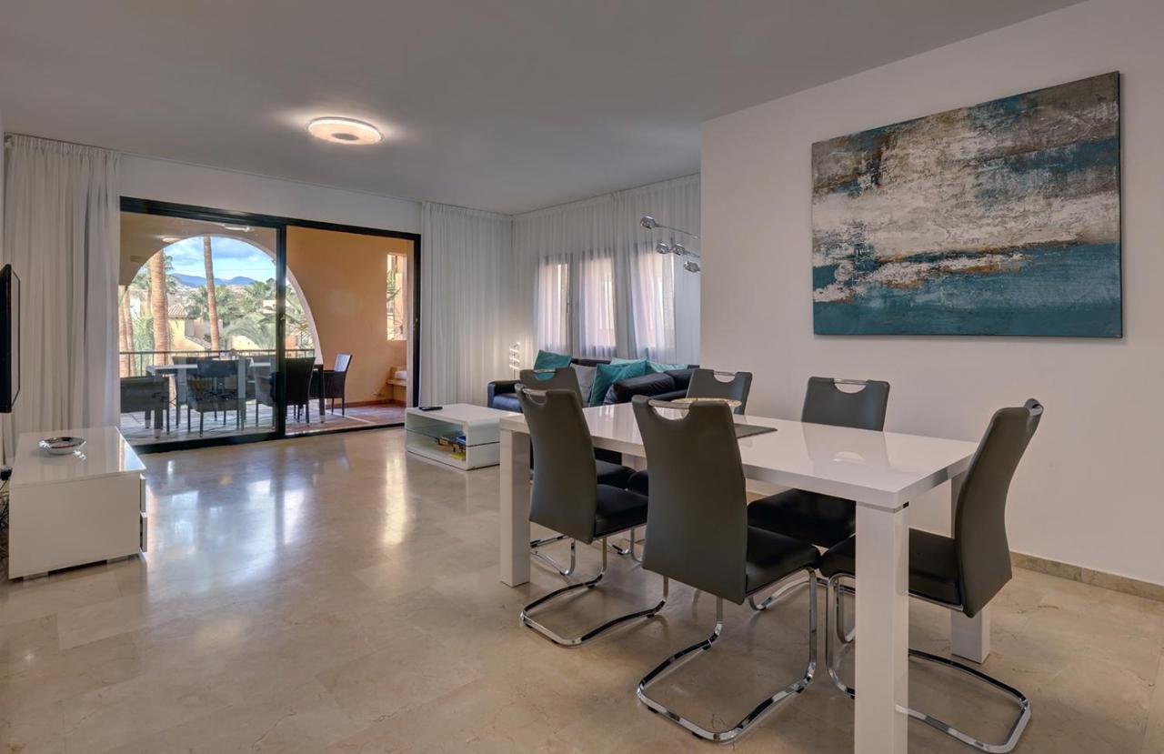 Apartment El Campanario - Pool View Estepona
