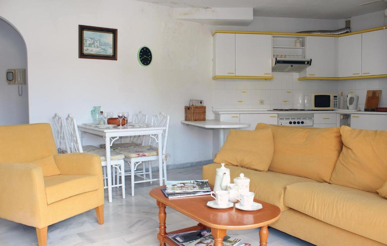 Apartment Stunning Apartment In Estepona With Wifi