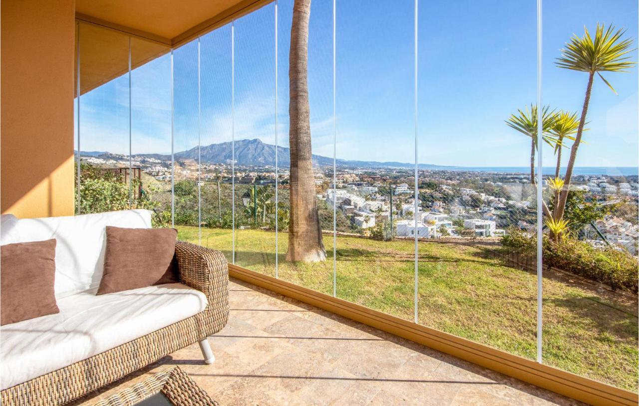 Nice In Benahavs With 2 Bedrooms, Outdoor Swimming Pool And Swimming Pool Estepona