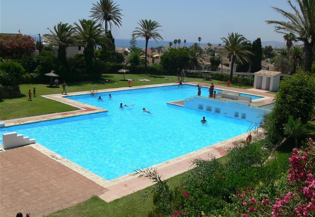 Sea Front Villa *