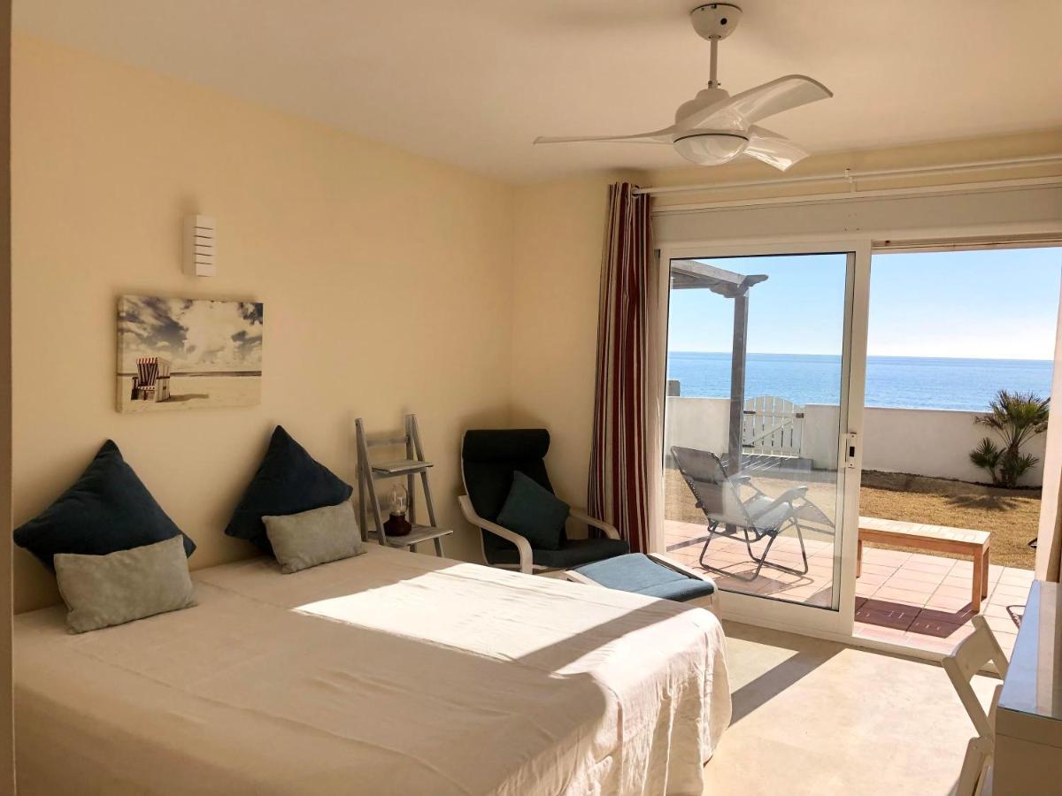 Villa Sea Front *