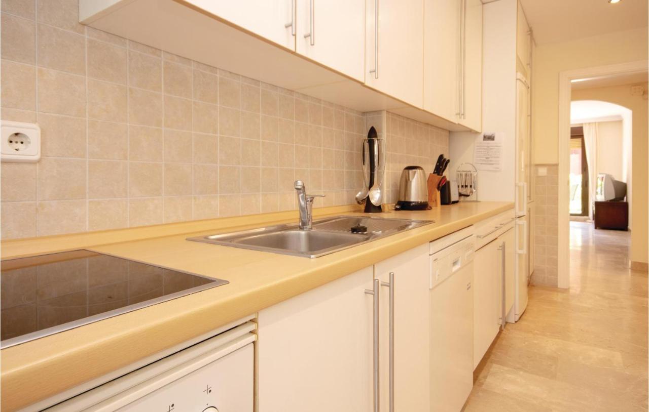 Apartment Beautiful Apartment In Estepona With 3 Bedrooms, Outdoor Swimming Pool And Swimming Pool Estepona