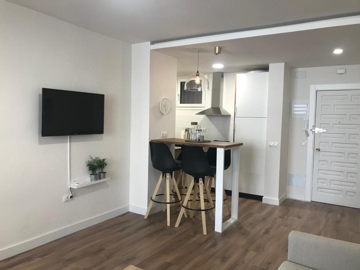 Gmc Turistics - Plaza De Flores Apartment *