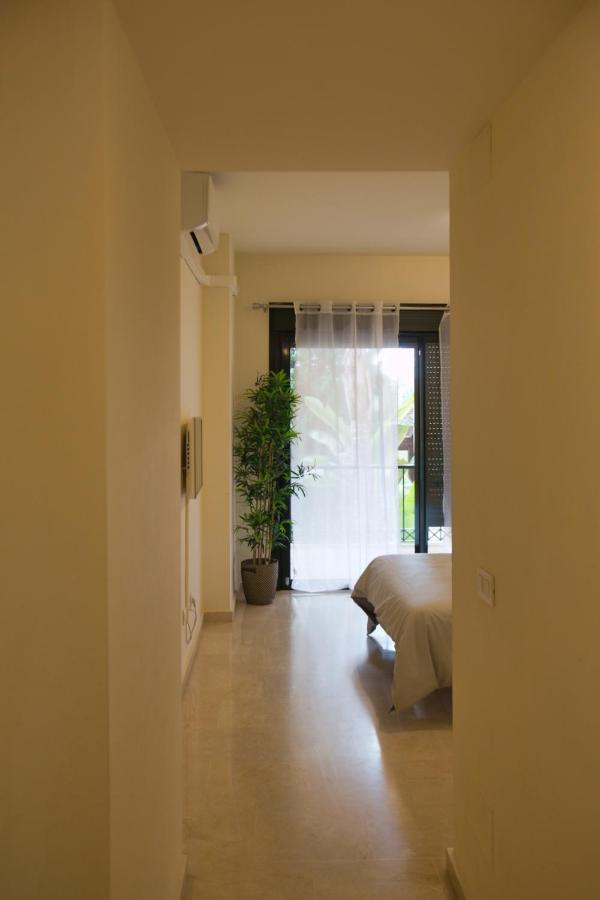 Marbella Luxury Fast Internet Netflix Apartment Estepona