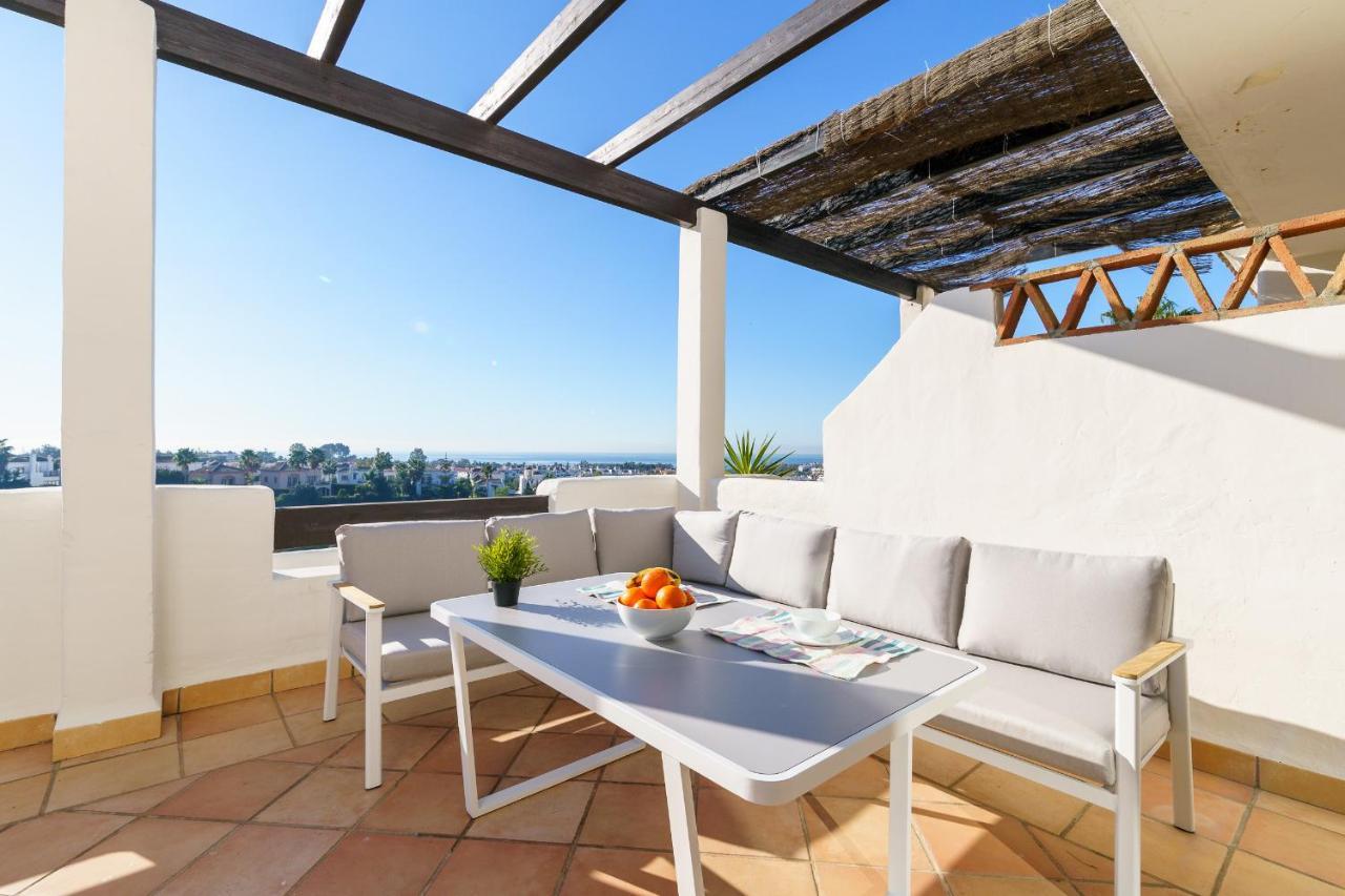La Resina Golf With Pool Estepona