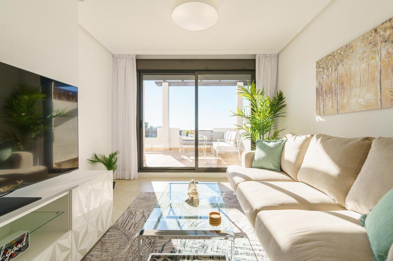 La Resina Golf With Pool Appartement Estepona