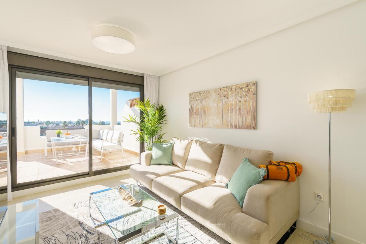 La Resina Golf With Pool Appartement Estepona