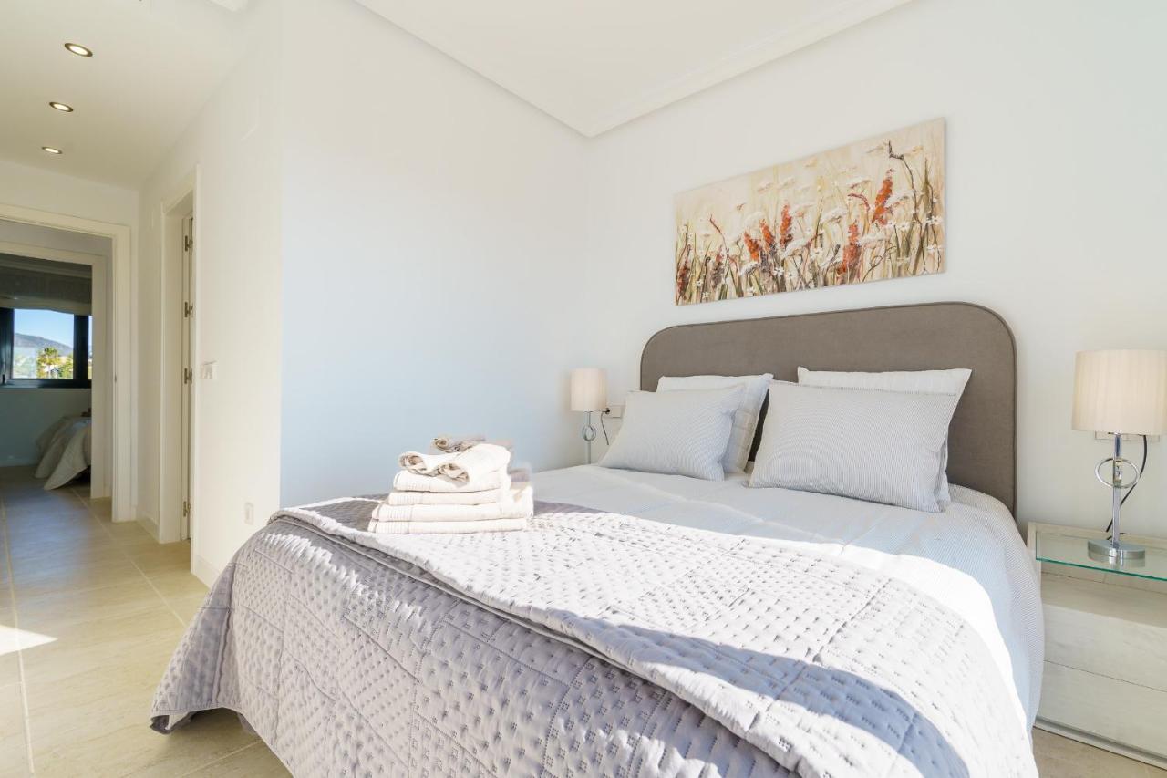 La Resina Golf With Pool Appartement *