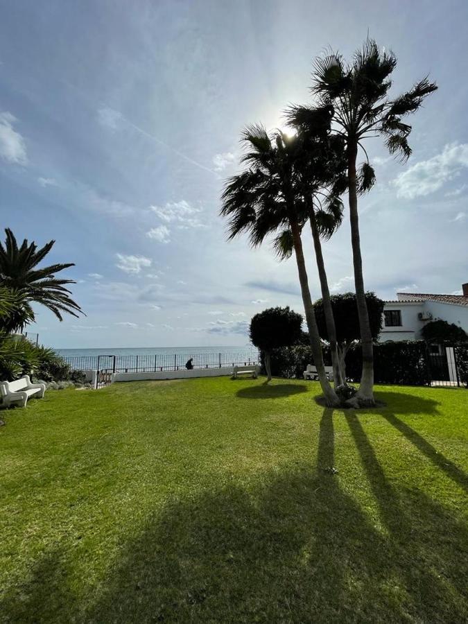 Apartment Exquisite New Townhouse/front Beach/2bedr/2,5bath