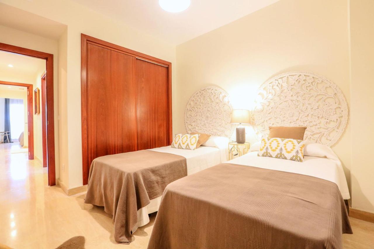 Dona Lucia Apartment Estepona