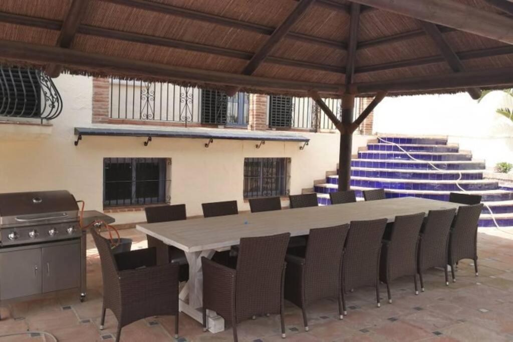 Amazing To Rent At - Near Beaches Estepona