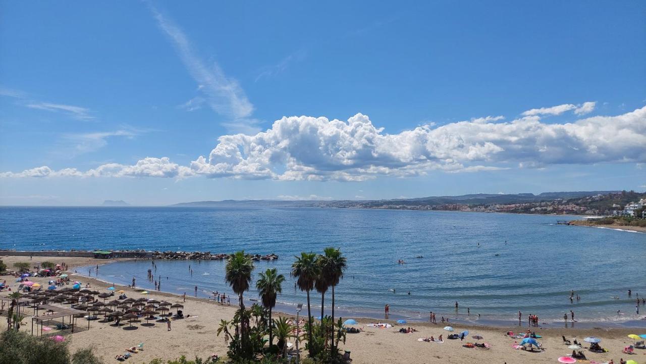 Marina With Sea Views, Pool And Parking Apartment Estepona
