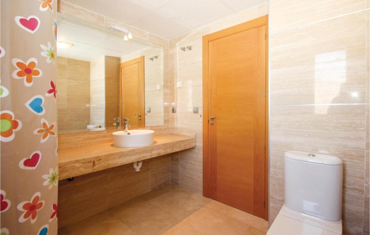 Amazing In Benahavs With 2 Bedrooms, Outdoor Swimming Pool&swimming Pool Appartement Estepona