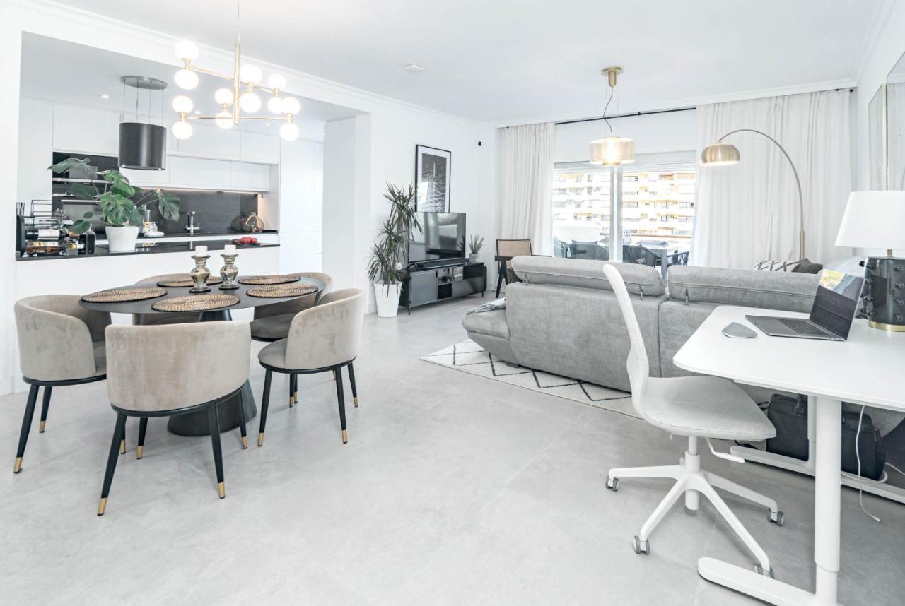 Penthouse With 250 Sqm Roof Terrace Near The * Estepona