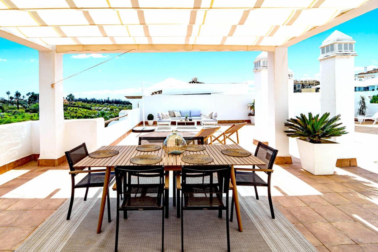 Penthouse With 250 Sqm Roof Terrace Near The * Estepona