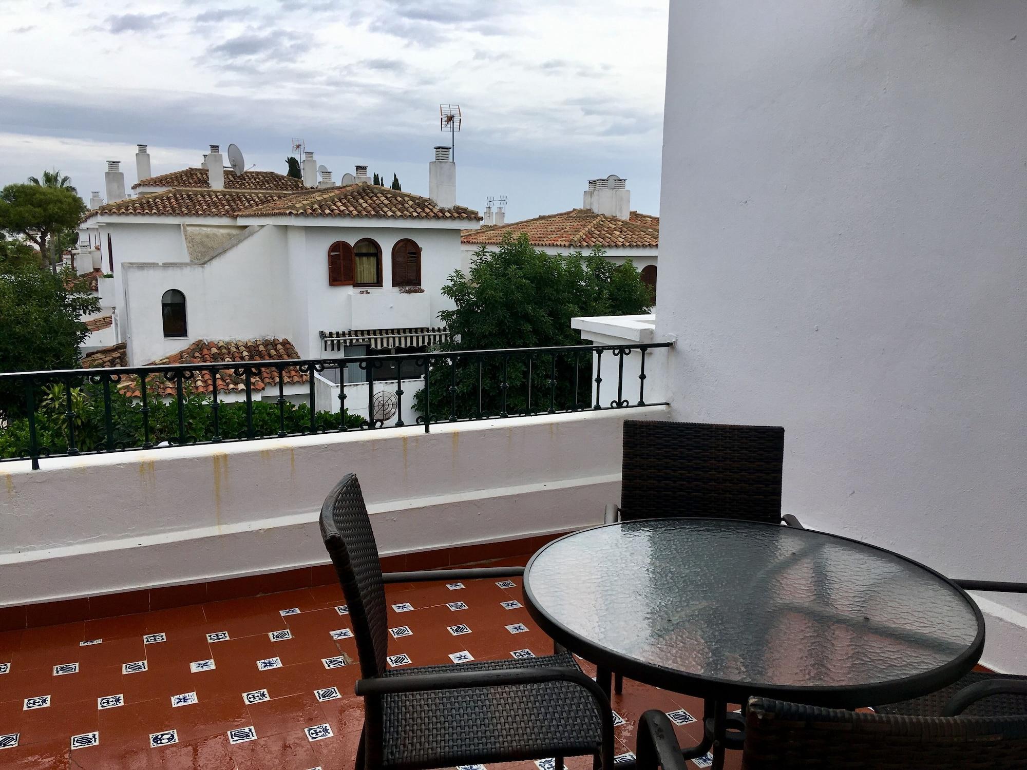Macdonald Villacana Apartment