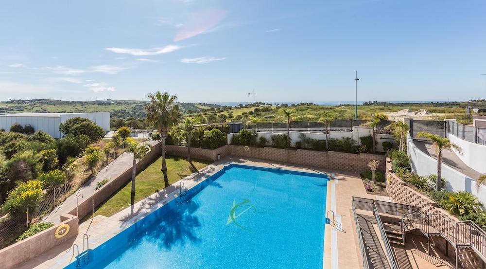 Ona Valle Golf & Aparthotel 4*
