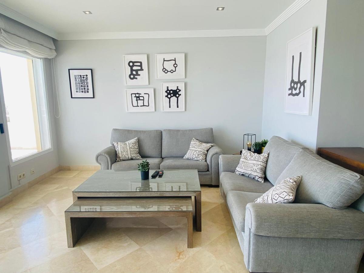 Apartment D9 Espectacular Y Moderno En Primera Linea - - Sinfonia Del Mar Estepona