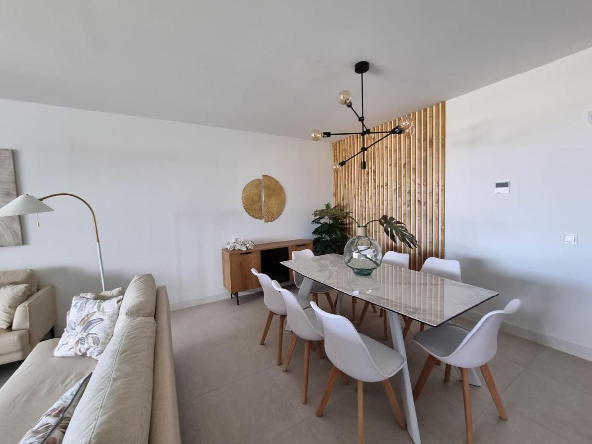Apartment Sea & Village Luxury In The Marina Estepona