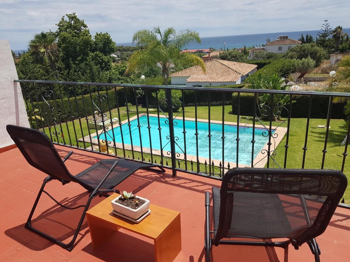 Wave House. Terrace, Bbq,piscina,800mt To Beach Holiday home Estepona