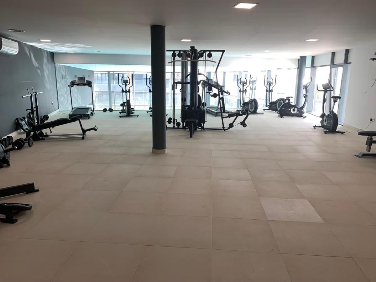 Casa Casu New Stunning 3 Bed Raised Ground Floor & Huge Balcony With Sea Pool & Mountain View Indoor & Outdoor Swimming Pools & Gym Walking Distance To Port Traveller Award 2023 Estepona
