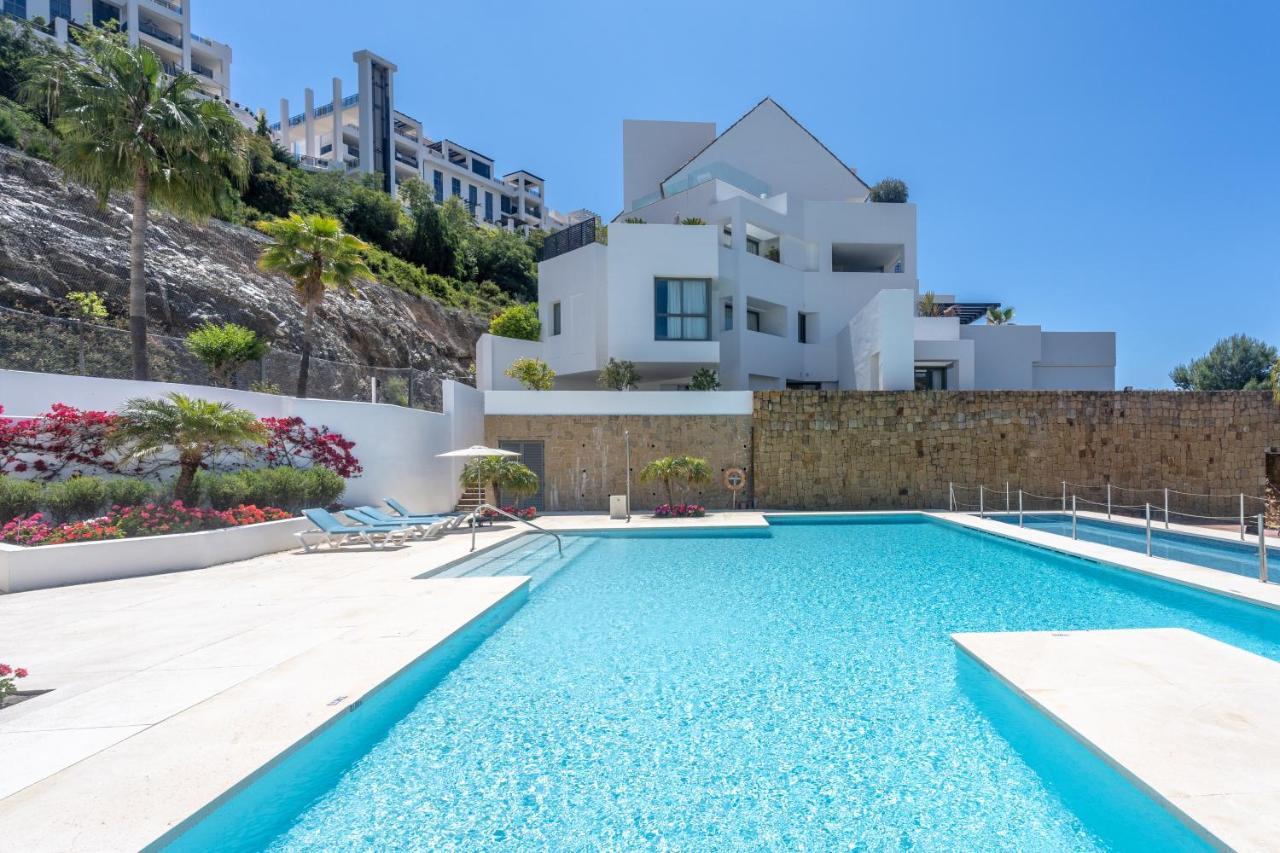 Holiday home Duplex Penthouse With 3 Bedrooms Estepona