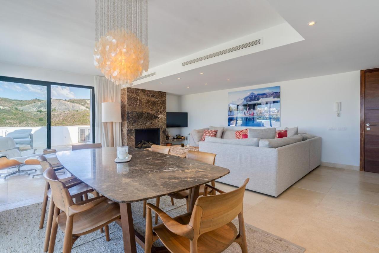Duplex Penthouse With 3 Bedrooms Holiday home Estepona