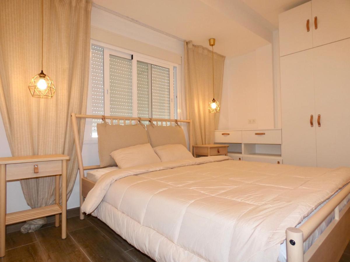 Front La Rada Apartment
