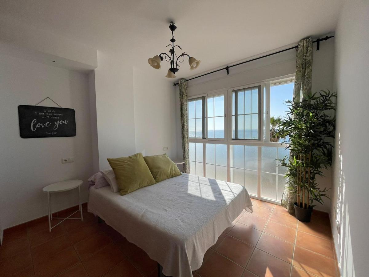 Sealine 5th Floor * Estepona