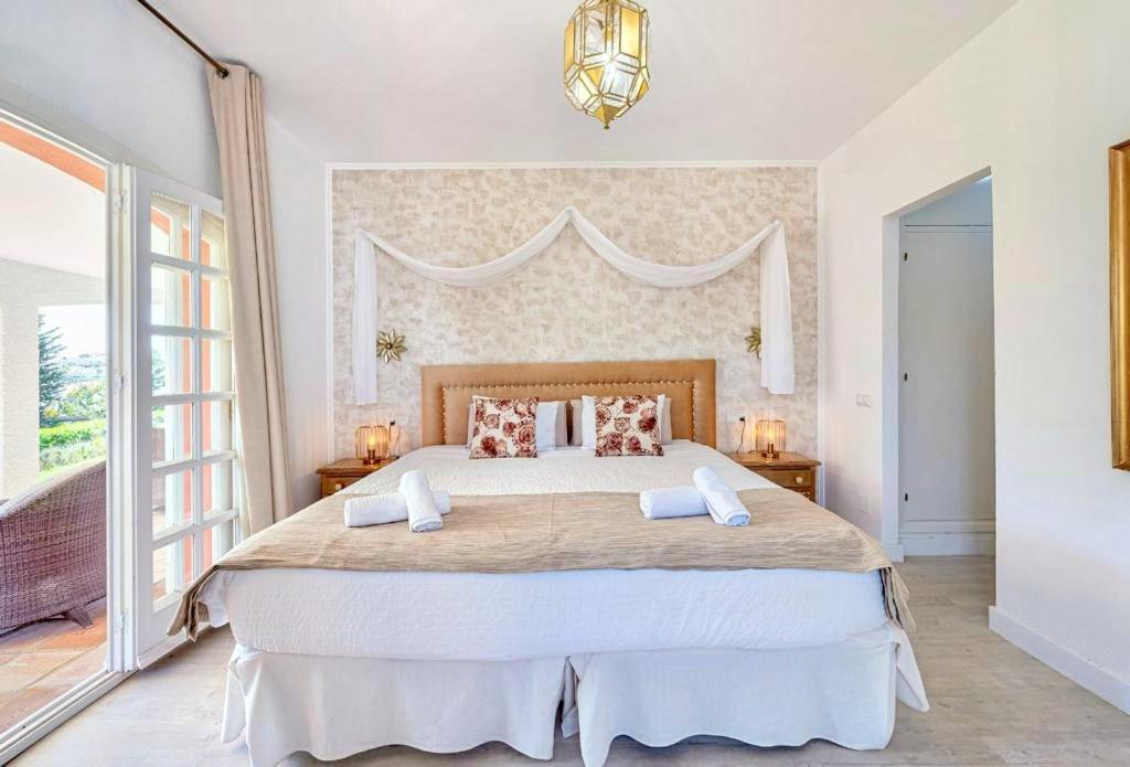 Villa La Perla Del Paraiso Estepona