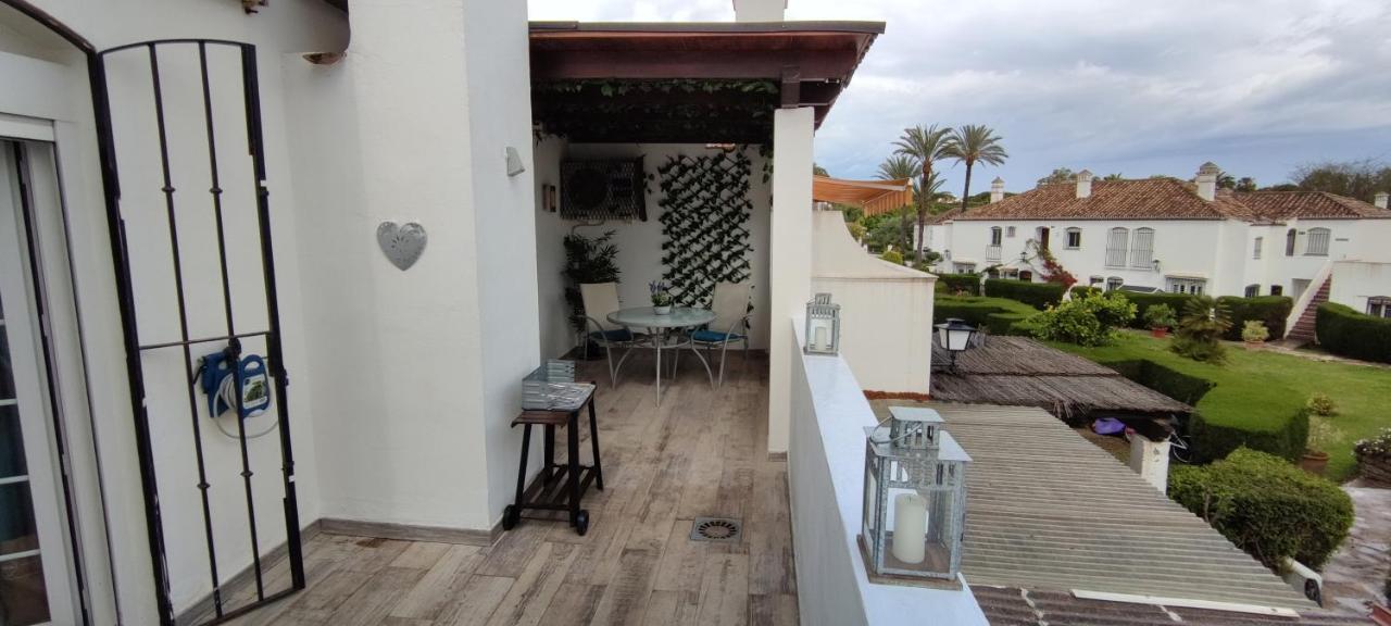Precioso Atico En Playa Con Piscina Apartment Estepona