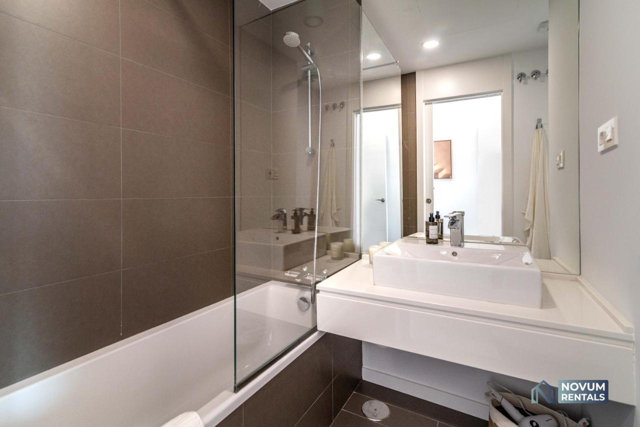 Newly Built 3-bdrm Luxury W/ Stunning Sea Views Estepona