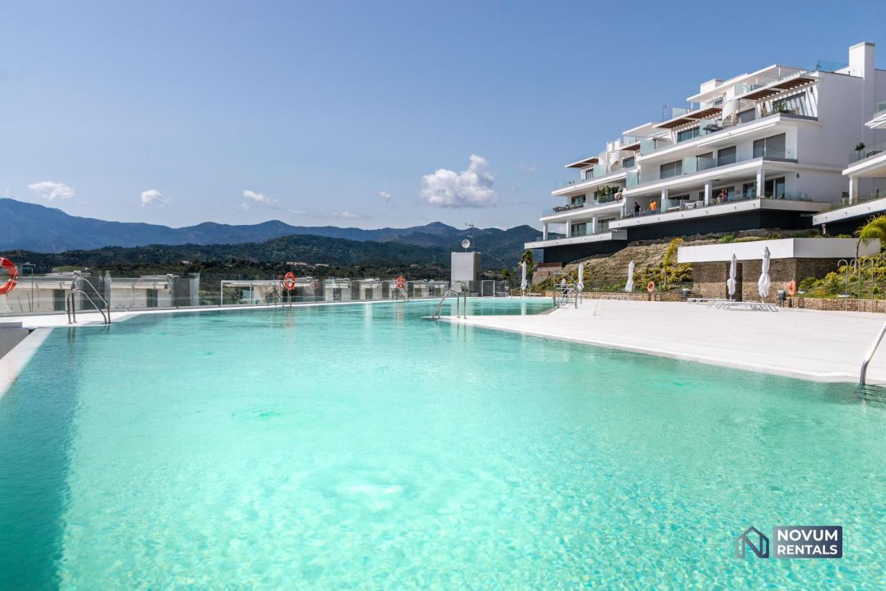 Newly Built 3-bdrm Luxury W/ Stunning Sea Views Estepona