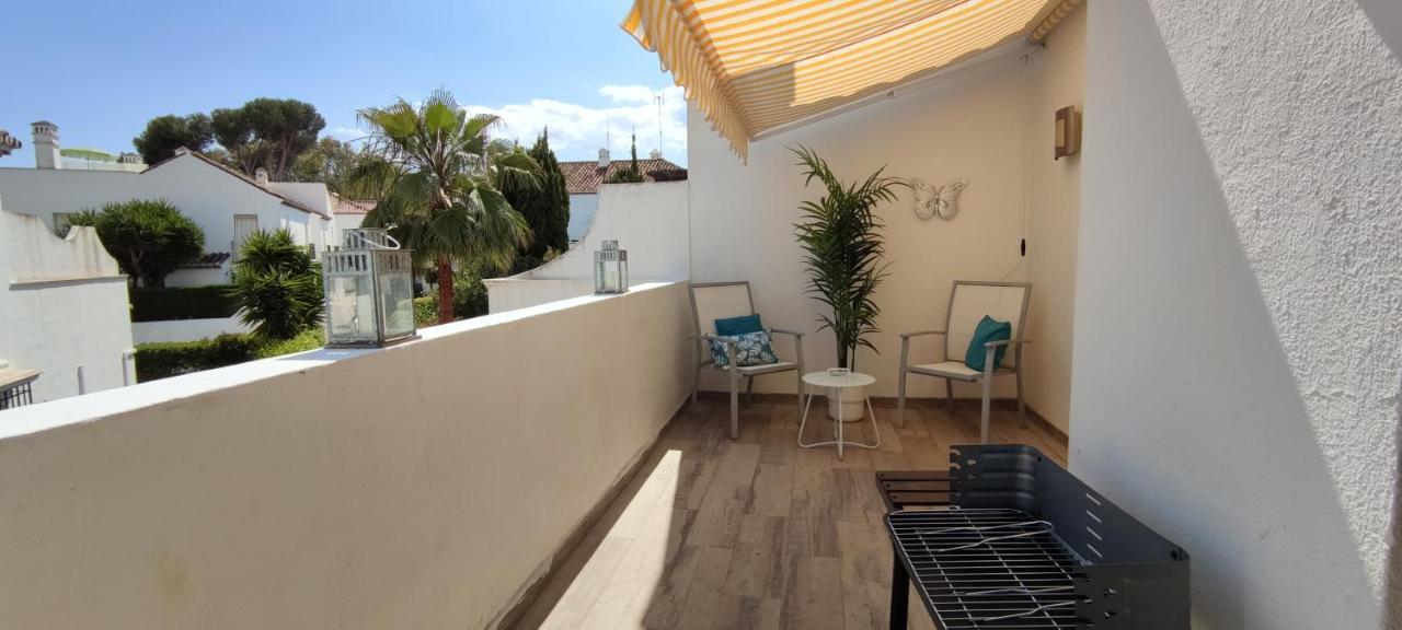 Precioso Atico En Playa Con Piscina Apartment Estepona