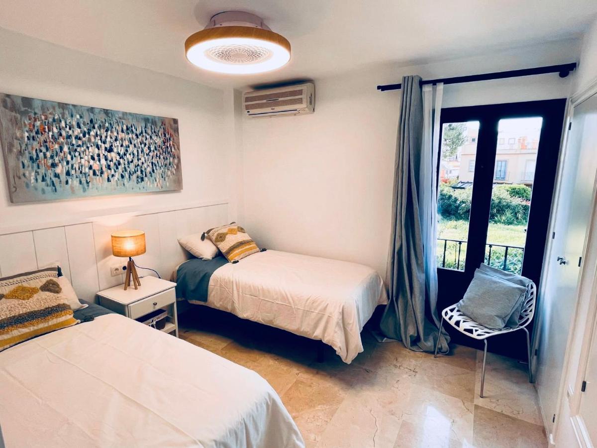 Fantastic New Townhouse /front Beach/2bedr/2,5bath Estepona
