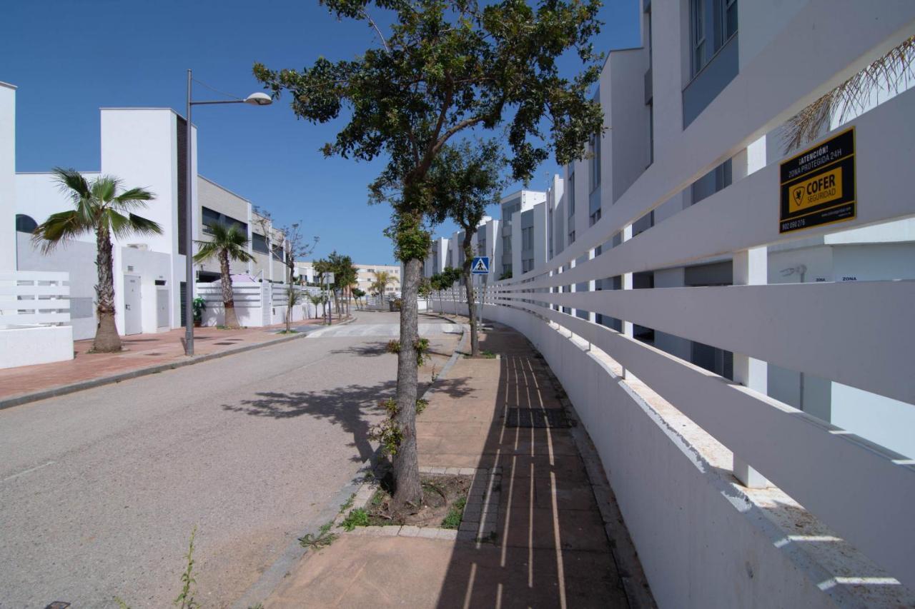 Lmt46 - Modern Style Spacious Townhouse Holiday home Estepona