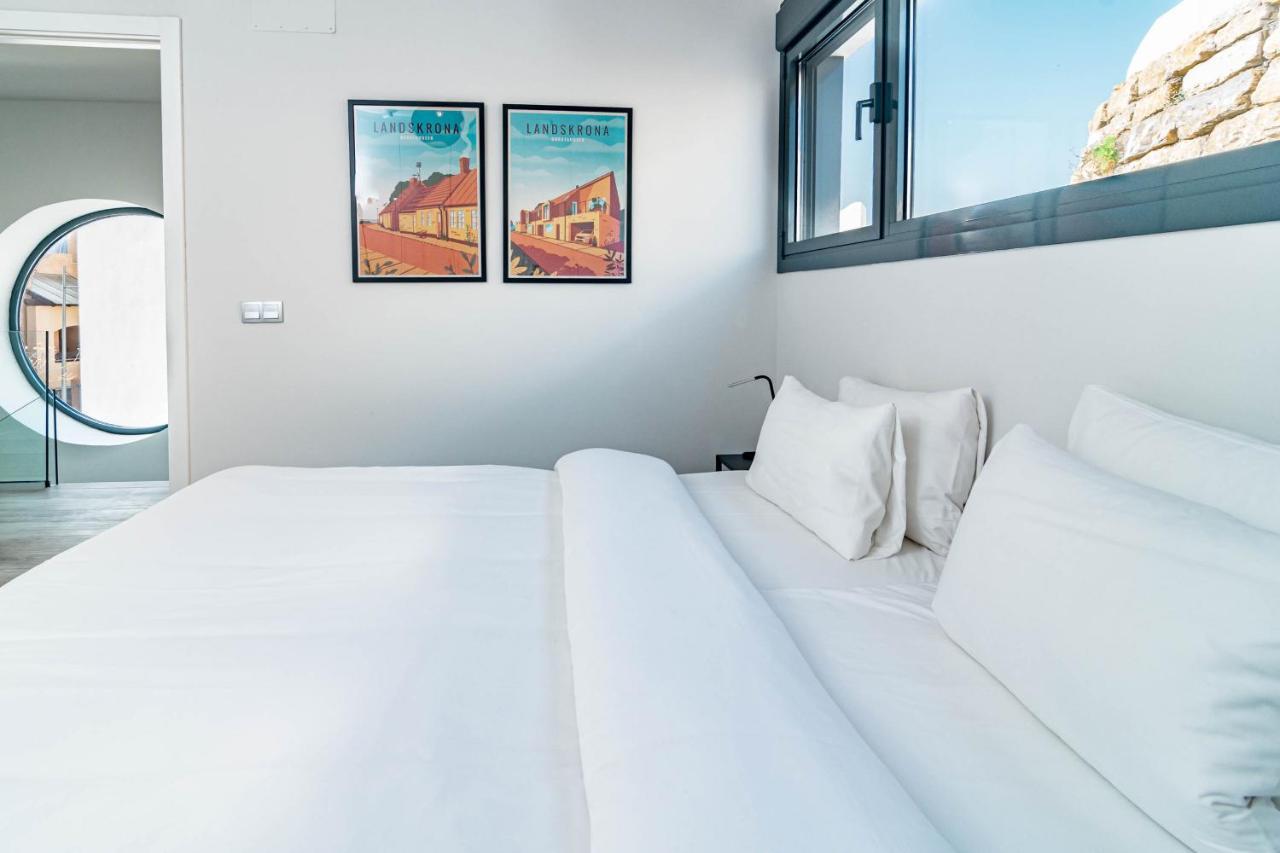 Lmt46 - Modern Style Spacious Townhouse Holiday home